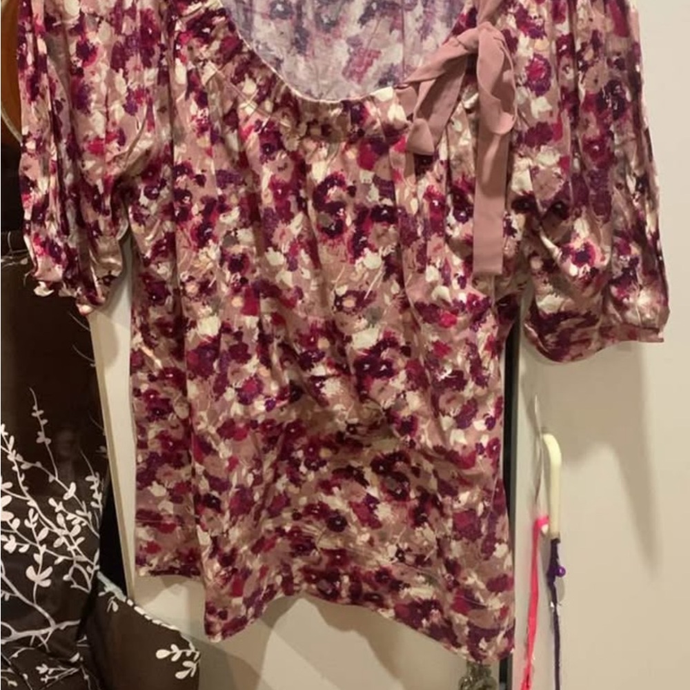 Elle Floral Women's Top with Bow Accent